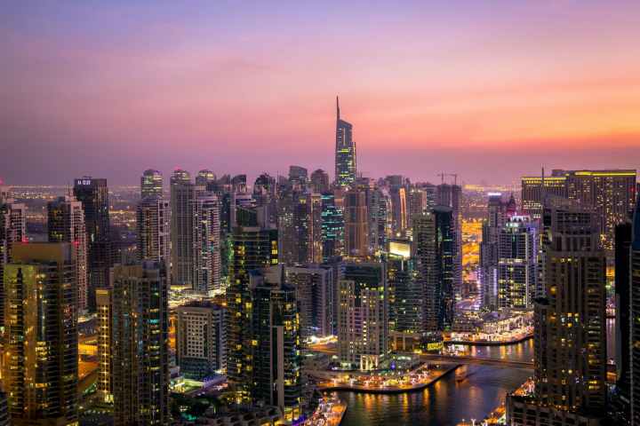 Earn a Mile a Minute in Dubai